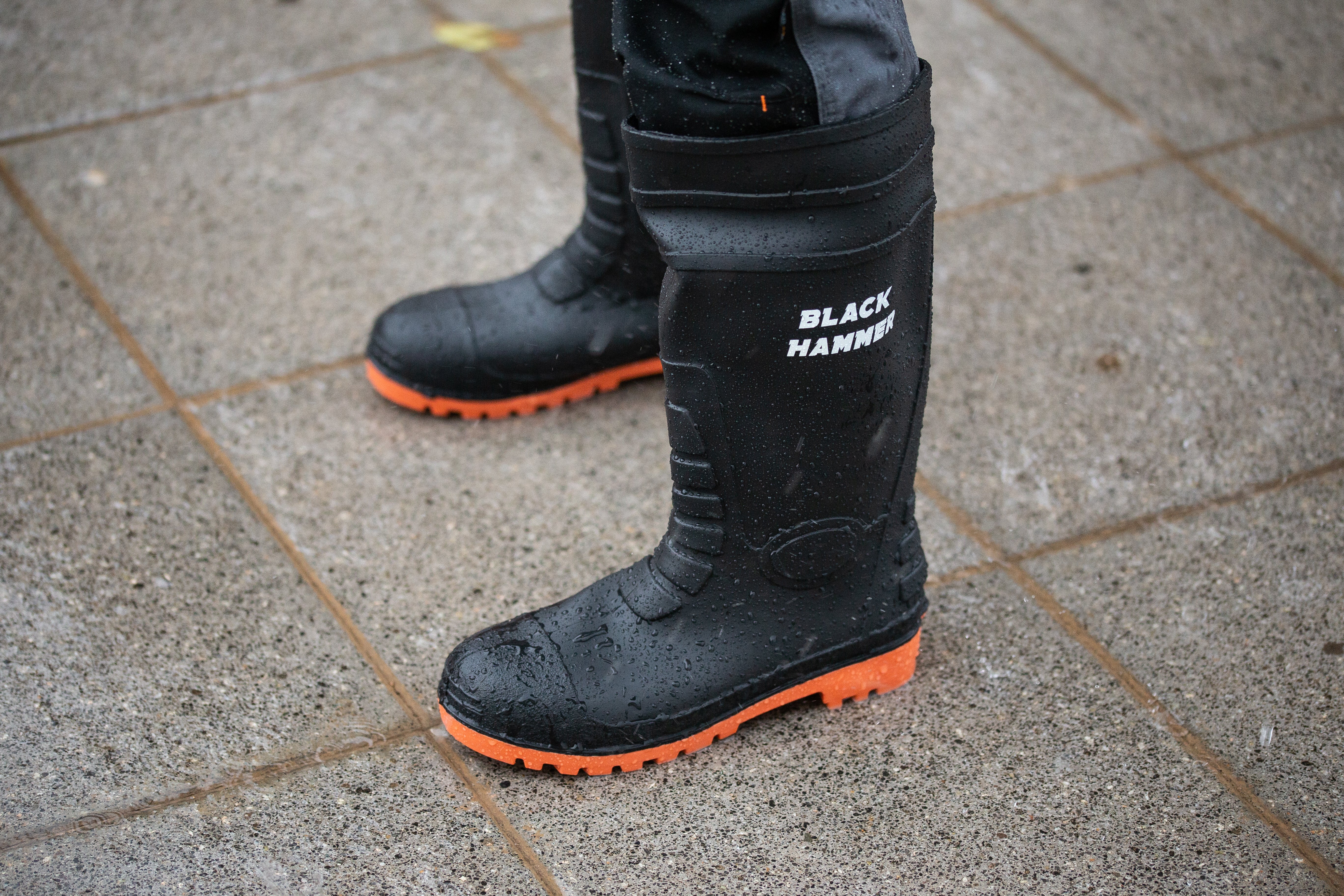 Steel toe wellington boots online